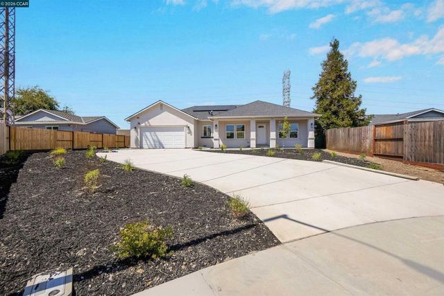 2102 Paige Ct, Pittsburg, CA 94565