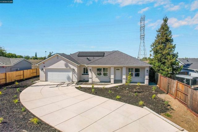 2102 Paige Ct, Pittsburg, CA 94565