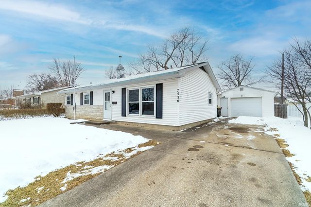 7530 Knightswood Drive, Fort Wayne, IN 46819