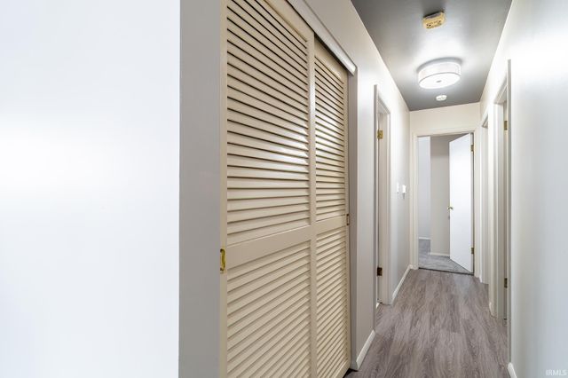 7530 Knightswood Drive, Fort Wayne, IN 46819