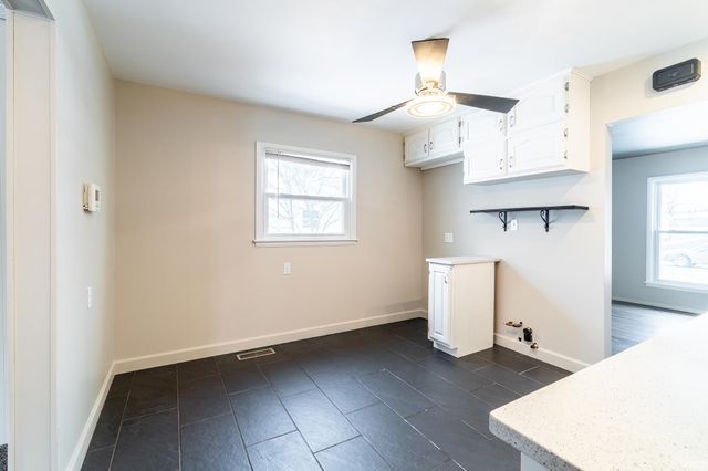 7530 Knightswood Drive, Fort Wayne, IN 46819