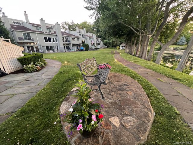 40 Waterside Close, Eastchester, NY 10709