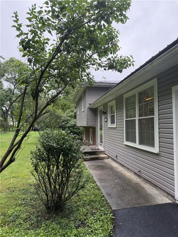 668 Marsh Road, Pittsford, NY 14534
