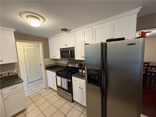 668 Marsh Road, Pittsford, NY 14534