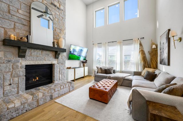 618 Race Drive, Heath, TX 75126