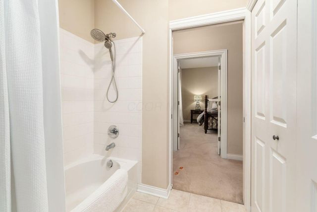 7675 Timber Ridge Drive, Powell, OH 43065