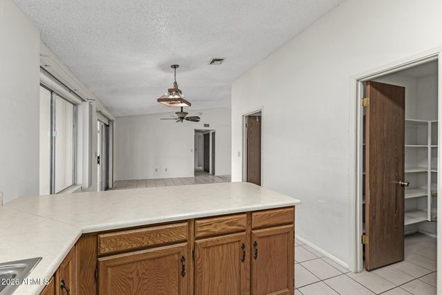 7926 W SHANGRI LA Road, Peoria, AZ 85345