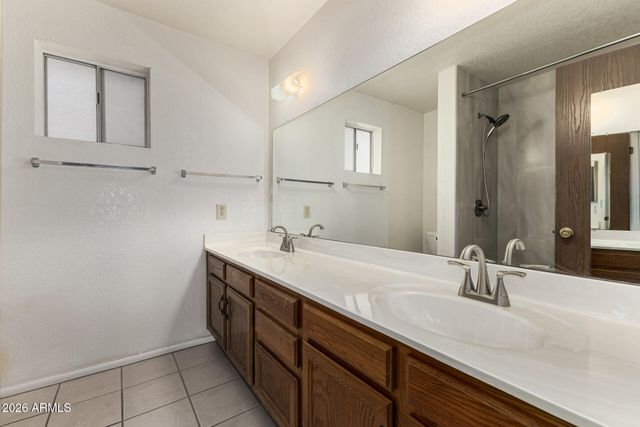 7926 W SHANGRI LA Road, Peoria, AZ 85345