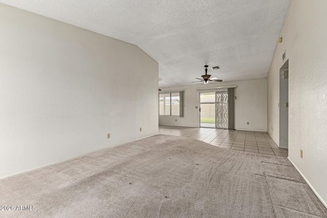 7926 W SHANGRI LA Road, Peoria, AZ 85345