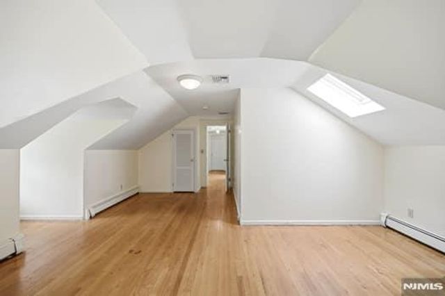 376 Lakeview Drive, Wyckoff, NJ 07481