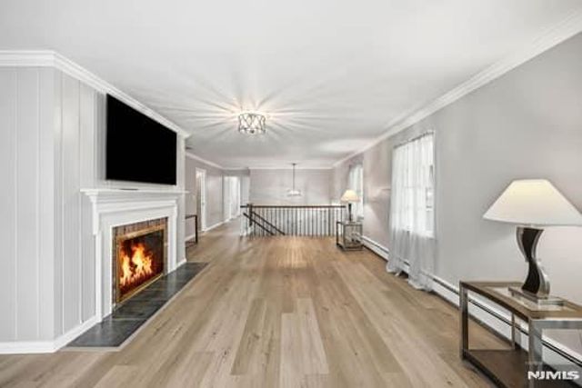 376 Lakeview Drive, Wyckoff, NJ 07481