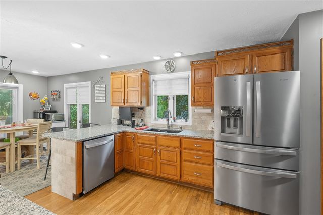 21026 Dana Drive, Battle Creek, MI 49017