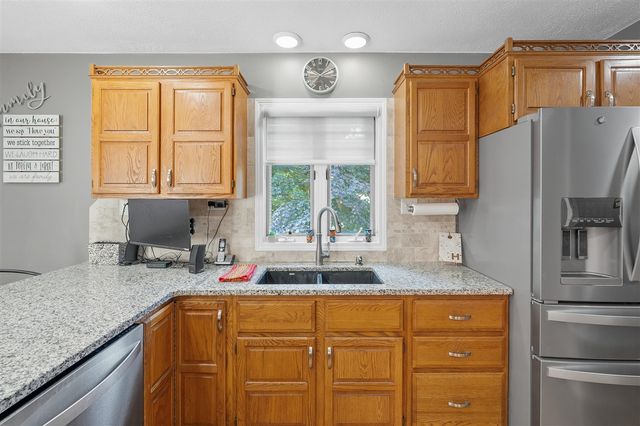 21026 Dana Drive, Battle Creek, MI 49017