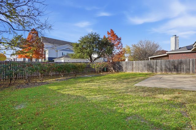 8065 Cannonwood Drive, Fort Worth, TX 76137