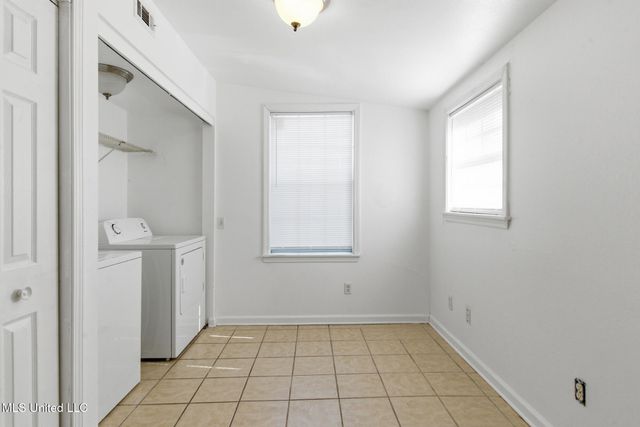 520 Bookter Street, Bay Saint Louis, MS 39520