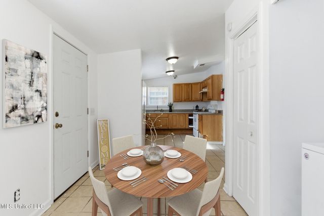 520 Bookter Street, Bay Saint Louis, MS 39520