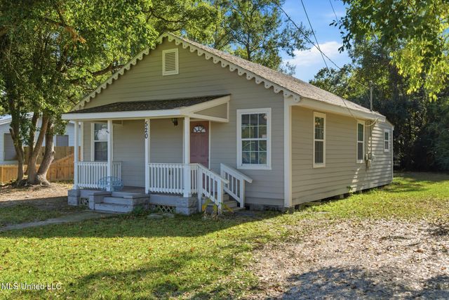 520 Bookter Street, Bay Saint Louis, MS 39520