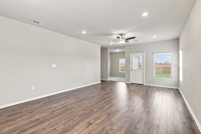 149 Ayres Horn, Cedar Creek, TX 78612