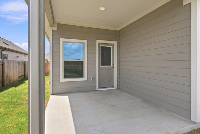 149 Ayres Horn, Cedar Creek, TX 78612