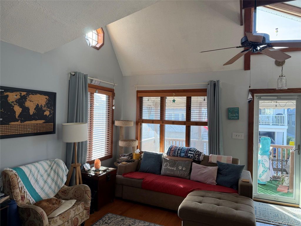 84 Georgia Avenue, Long Beach, NY 11561 — photo 5