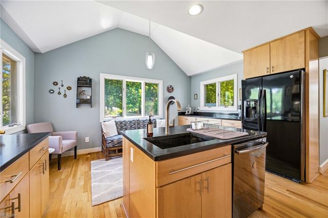 604 Croatan CT, Virginia Beach, VA 23451