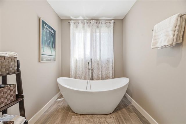 604 Croatan CT, Virginia Beach, VA 23451