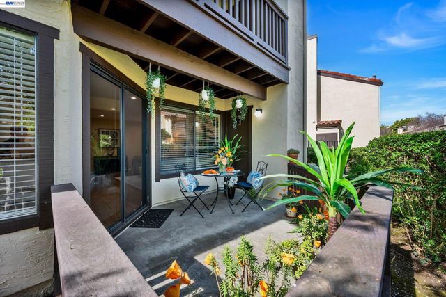 14370 Outrigger Drive, San Leandro, CA 94577