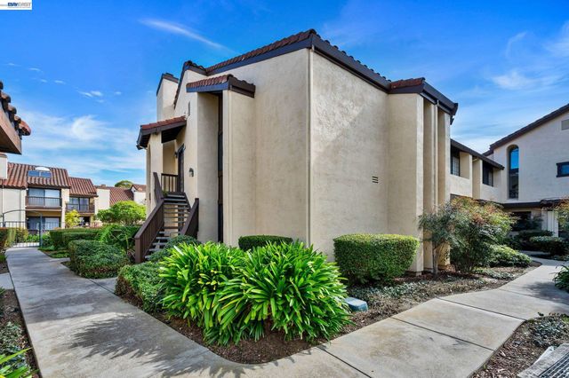14370 Outrigger Drive, San Leandro, CA 94577