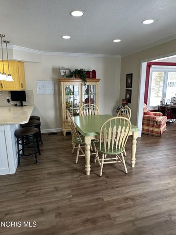 4417 Clearwater Drive, Maumee, OH 43537