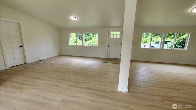 821 G Street, Vader, WA 98593