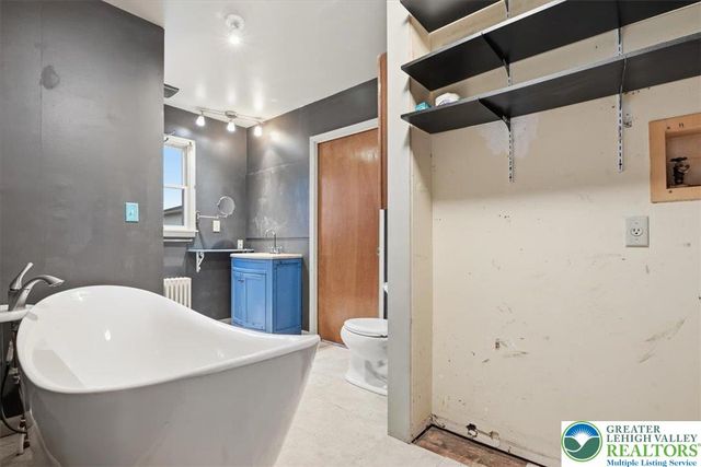 133 East Madison Street, Easton, PA 18042