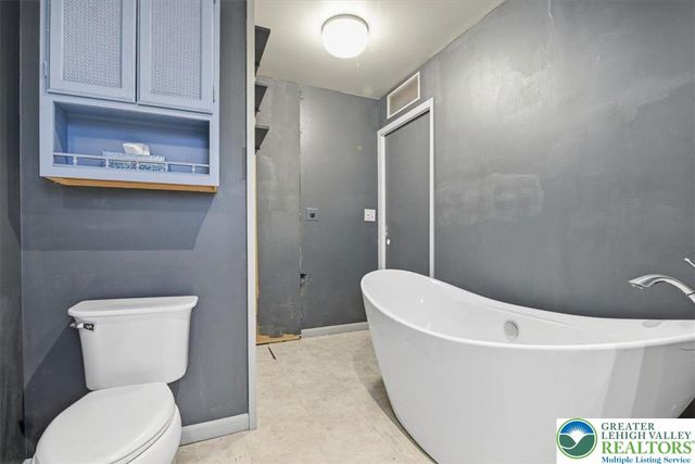 133 East Madison Street, Easton, PA 18042