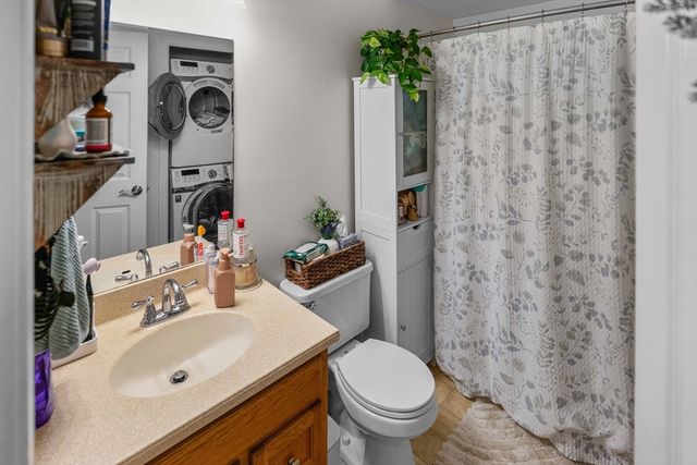 374 River St, Haverhill, MA 01832