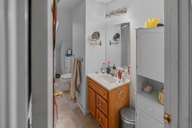 374 River St, Haverhill, MA 01832