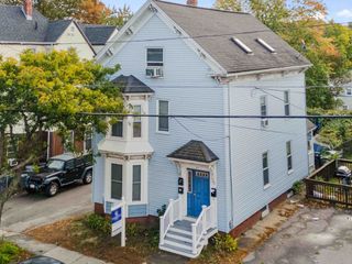 374 River St, Haverhill, MA 01832