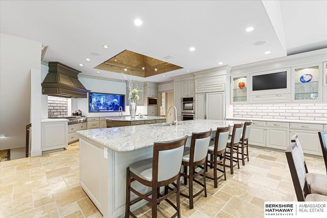 717 Hackberry Road, Omaha, NE 68132