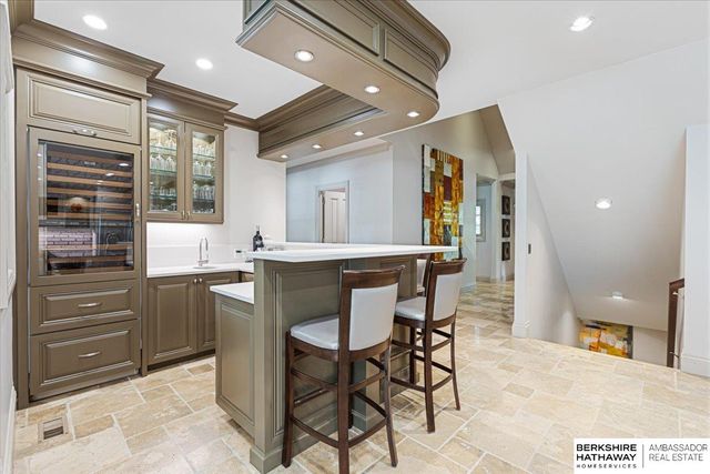 717 Hackberry Road, Omaha, NE 68132