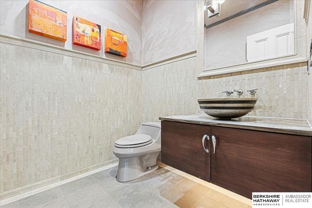 717 Hackberry Road, Omaha, NE 68132