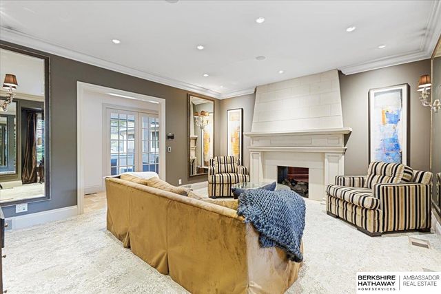 717 Hackberry Road, Omaha, NE 68132