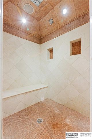 717 Hackberry Road, Omaha, NE 68132