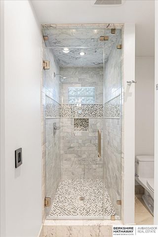 717 Hackberry Road, Omaha, NE 68132