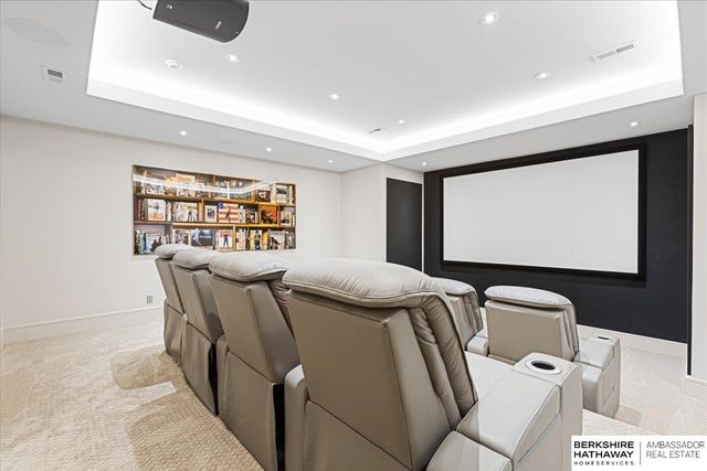 717 Hackberry Road, Omaha, NE 68132