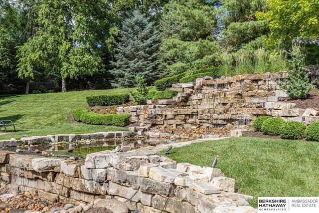 717 Hackberry Road, Omaha, NE 68132