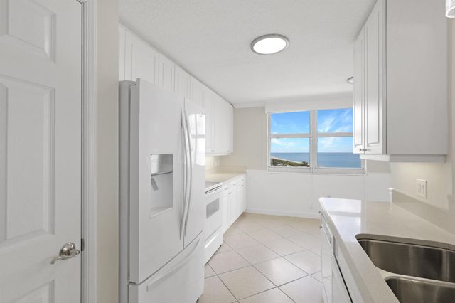 5049 N Highway A1a 1804, Fort Pierce, FL 34949