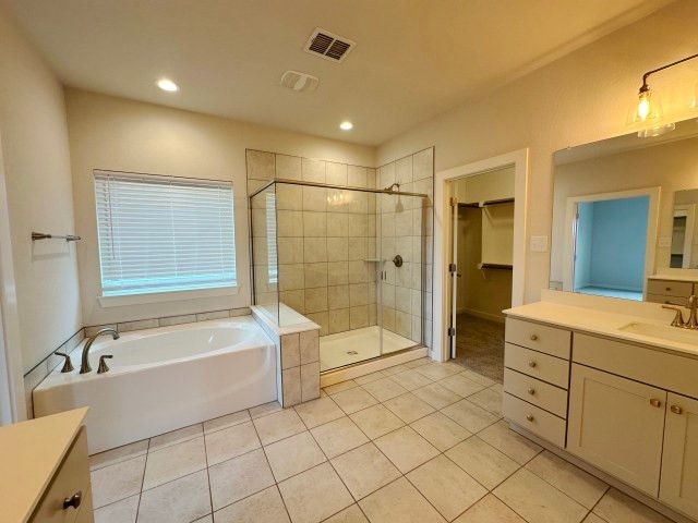 2664 Streamside Drive, Burleson, TX 76028