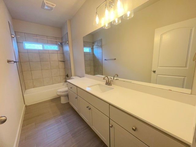 2664 Streamside Drive, Burleson, TX 76028
