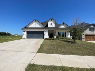2664 Streamside Drive, Burleson, TX 76028