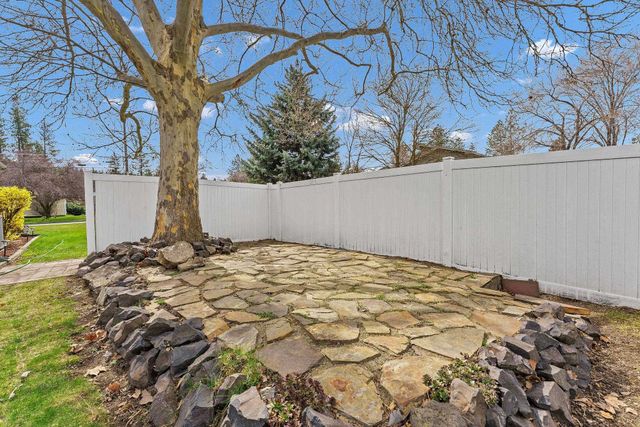 3805 E Pratt Ave, Spokane, WA 99202