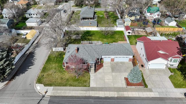 3805 E Pratt Ave, Spokane, WA 99202