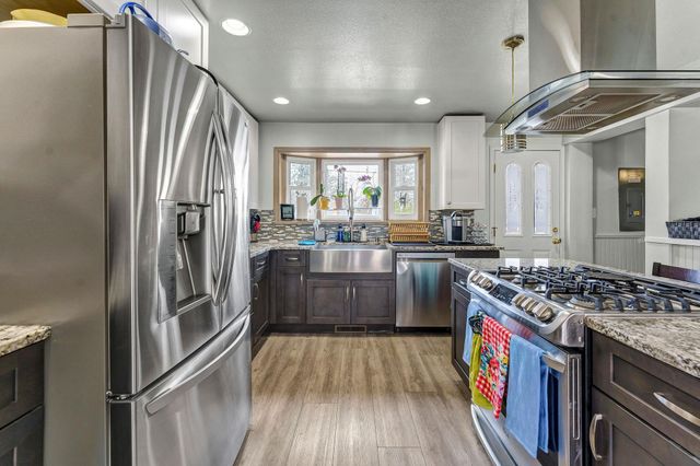 3805 E Pratt Ave, Spokane, WA 99202